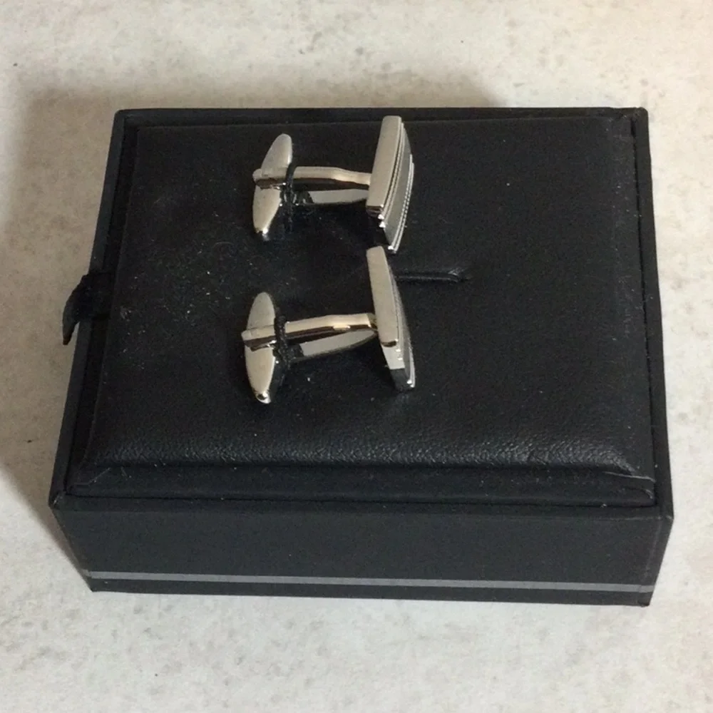 NWT Silver brushed rectangular cuff links